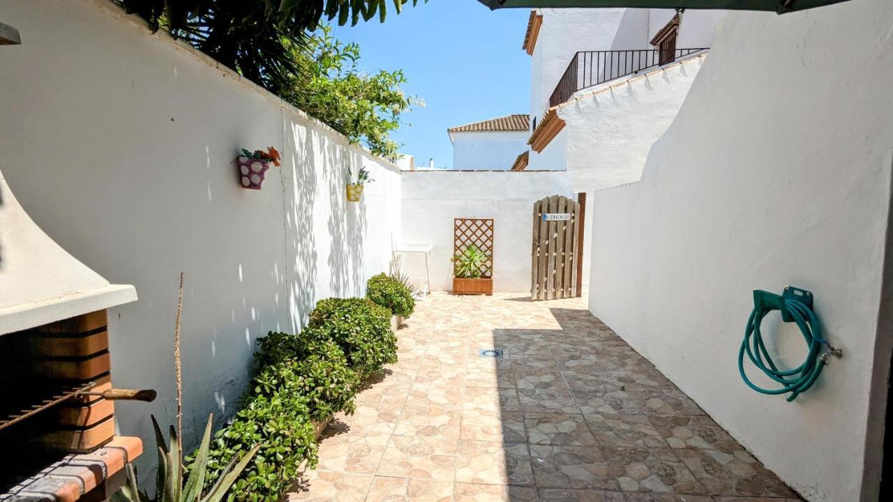 Conil, Playa Patio Andaluz Apartment Конил-де-ла-Фронтера Екстериор снимка